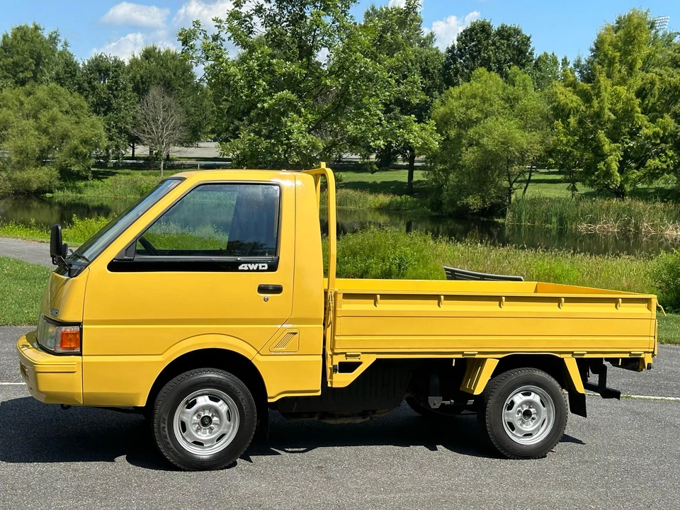 1993 Nissan Vanette 2nd Gen - Image 21 of 31