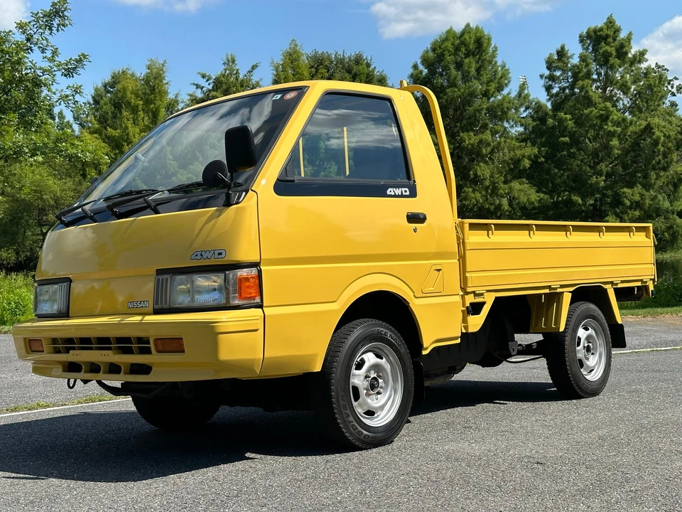 1993 Nissan Vanette 2nd Gen - Image 12 of 31
