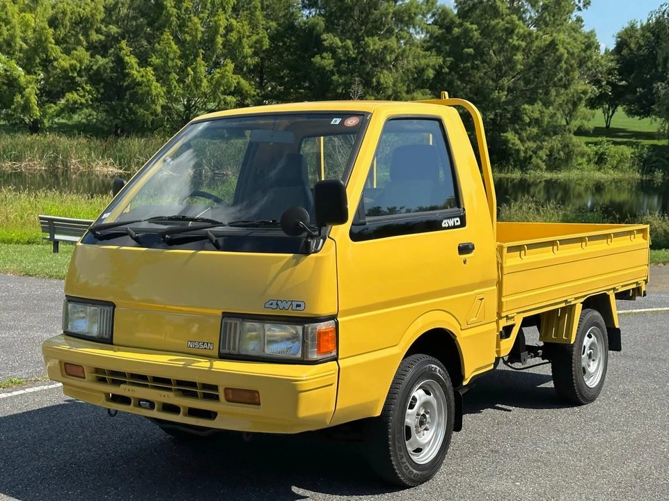 1993 Nissan Vanette 2nd Gen - Image 9 of 31