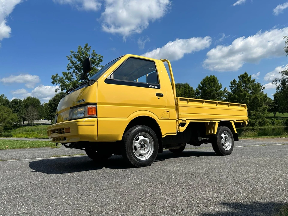 1993 Nissan Vanette 2nd Gen - Image 17 of 31