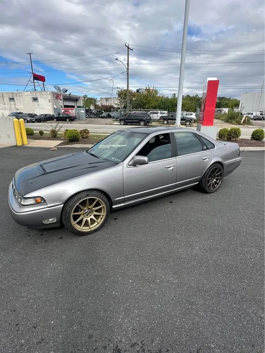 1993 Nissan Maxima 3rd Gen - Image 4 of 20