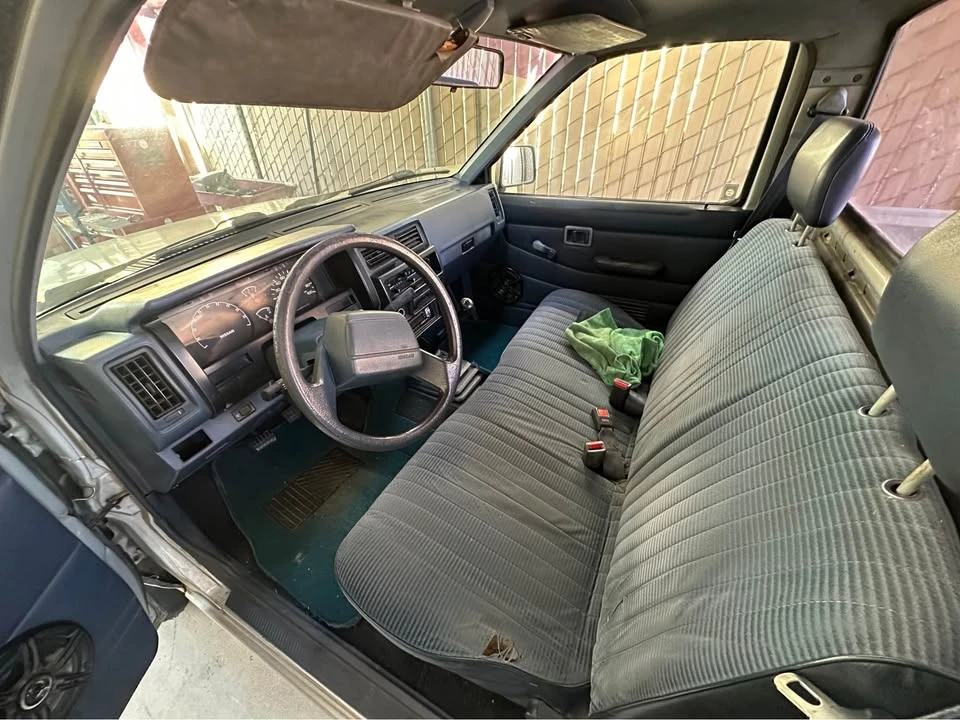 1993 Nissan Frontier - Image 5 of 5