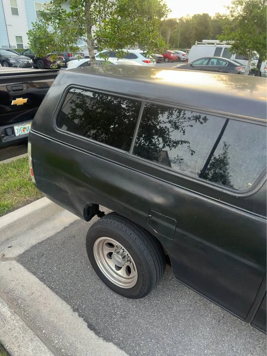 1993 Nissan Frontier - Image 3 of 10