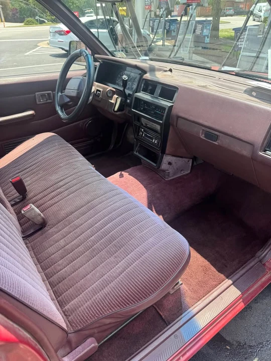 1993 Nissan Frontier - Image 2 of 3