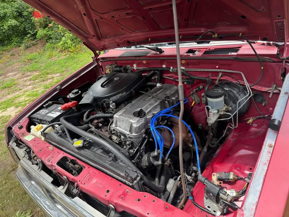1993 Nissan Frontier - Image 3 of 3