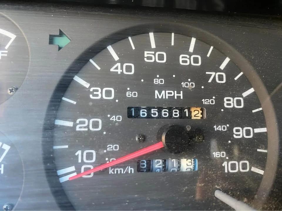 1993 Nissan Frontier - Image 9 of 9
