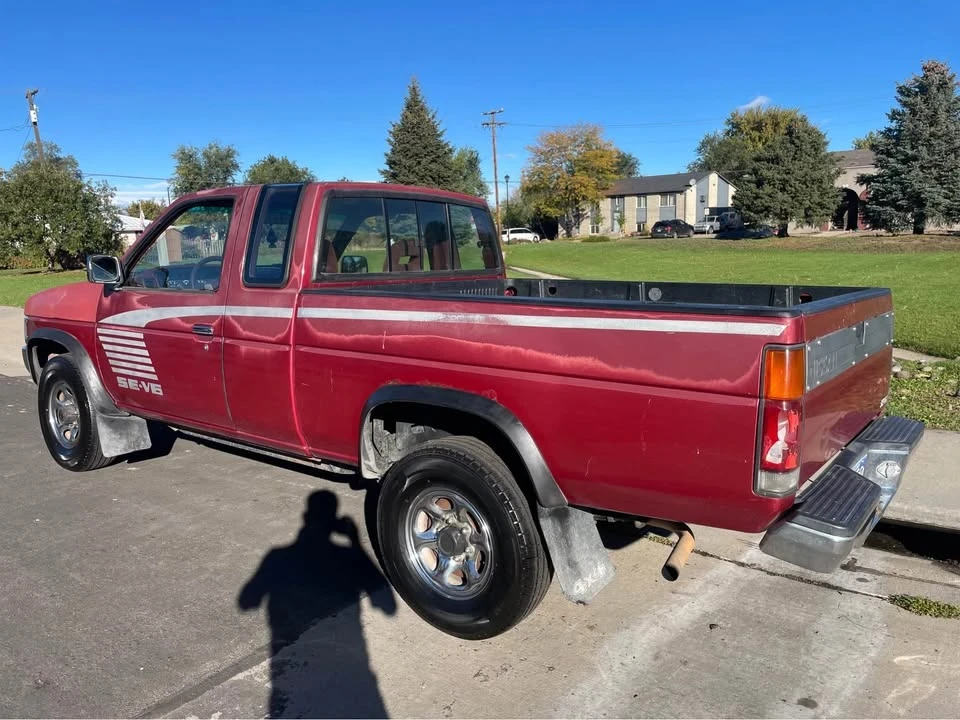 1993 Nissan Frontier - Image 2 of 5