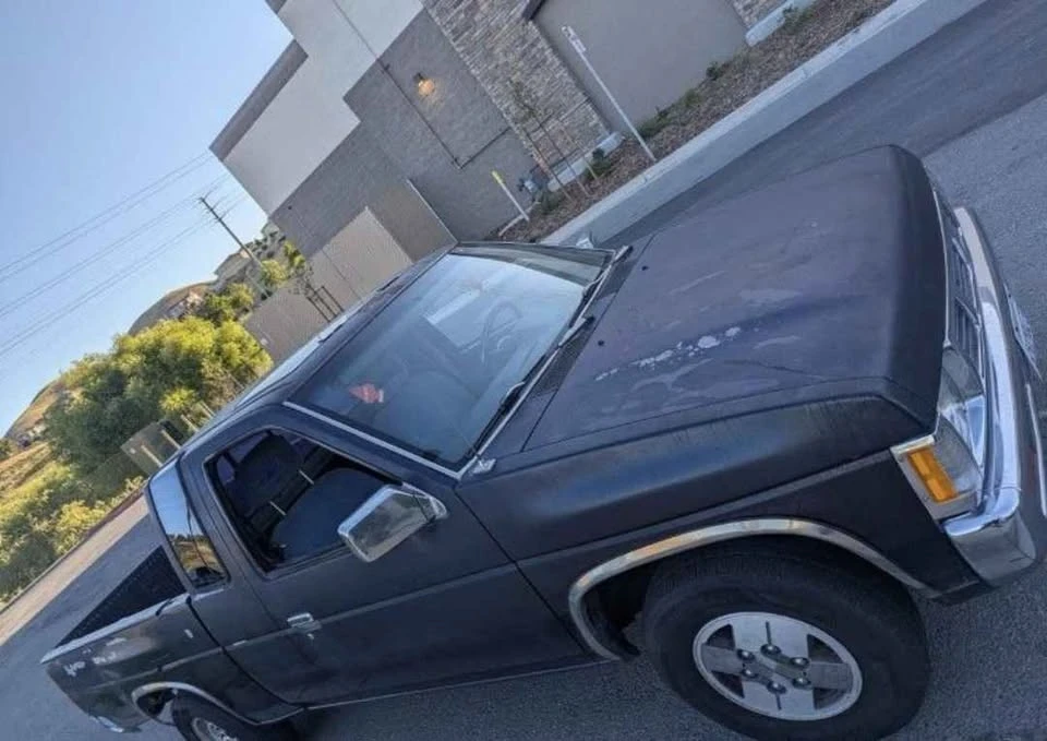 1993 Nissan Frontier - Image 2 of 6