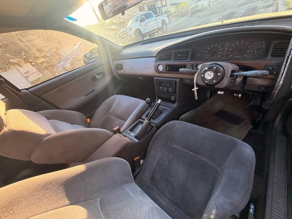 1993 Nissan Laurel 6th Gen - Image 5 of 6