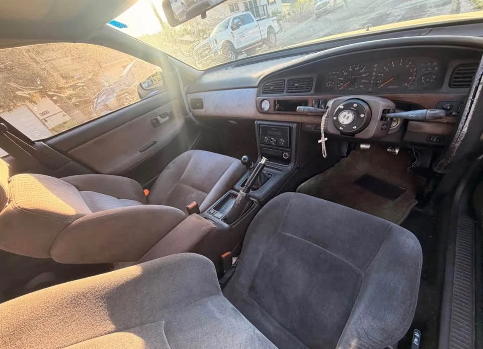 1993 Nissan Laurel - Image 8 of 9