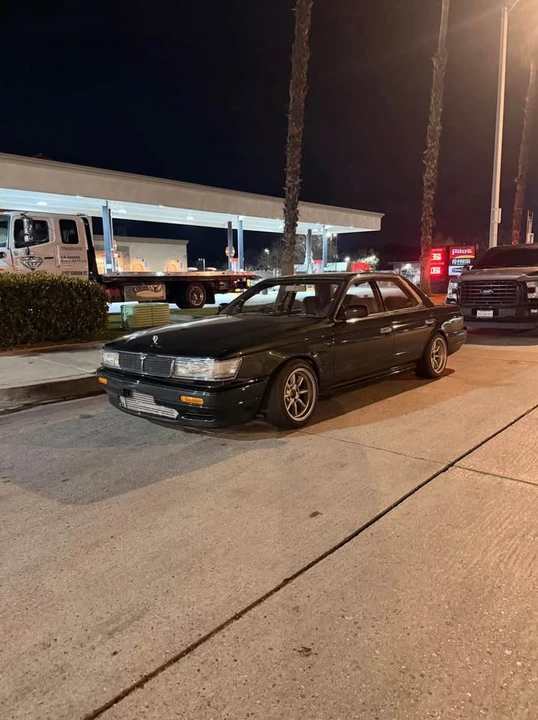 1993 Nissan Laurel - Image 5 of 9