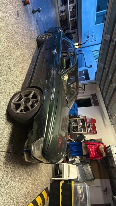 1993 Nissan Laurel - Image 2 of 9