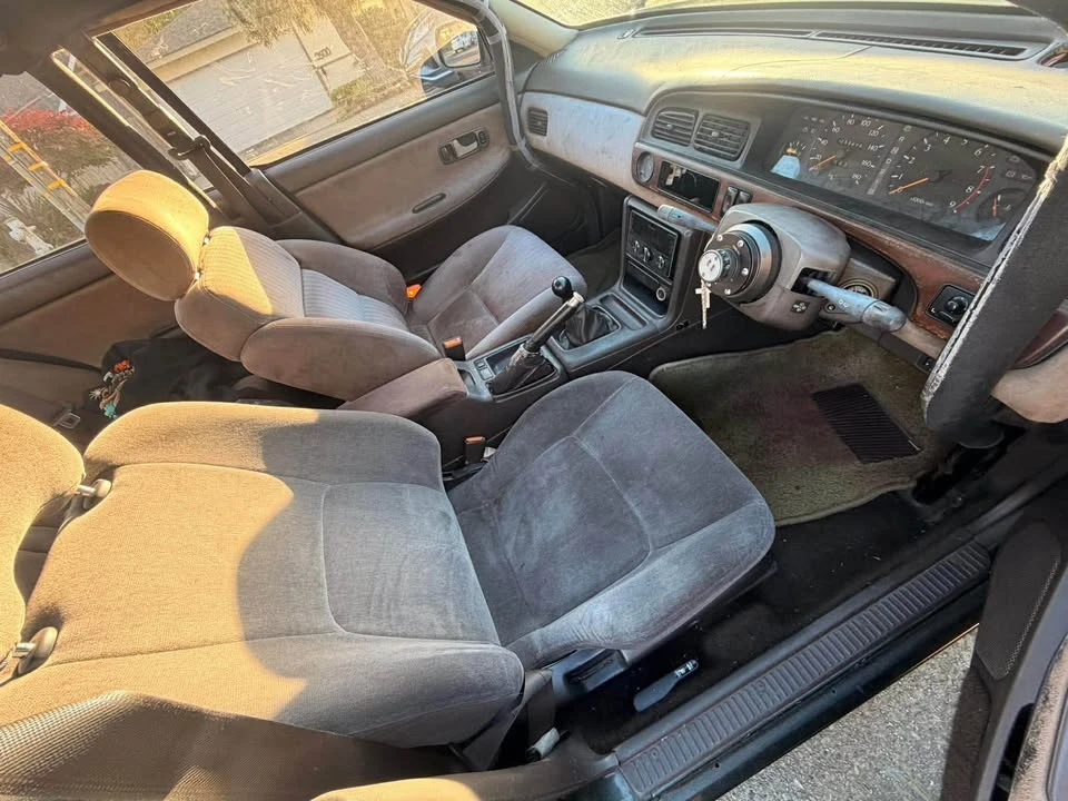 1993 Nissan Laurel - Image 6 of 7