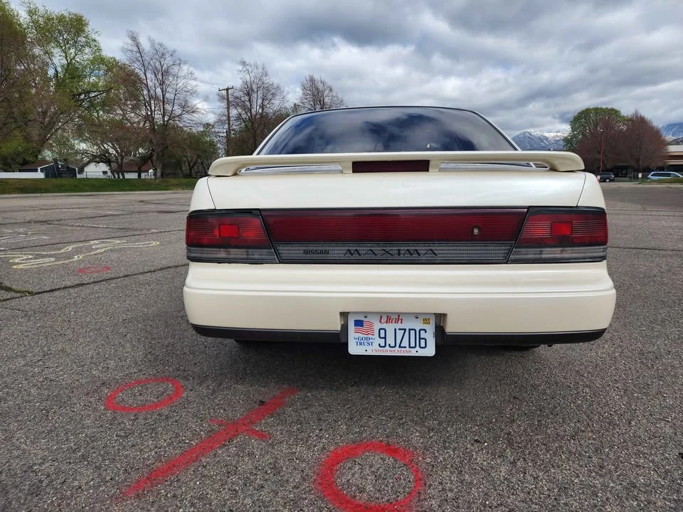 1993 Nissan Maxima 3rd Gen - Image 6 of 20