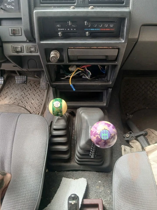 1993 Nissan Pathfinder 1st Gen - Image 7 of 7