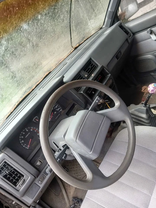 1993 Nissan Pathfinder 1st Gen - Image 5 of 7