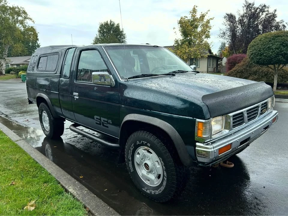 1993 Nissan Frontier - Image 3 of 12