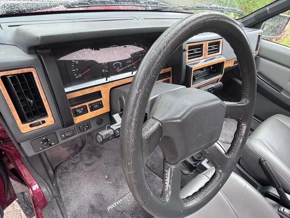 1993 Nissan Pathfinder 1st Gen - Image 11 of 16
