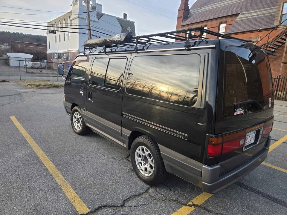 1993 Nissan Caravan 3rd Gen - Image 6 of 12
