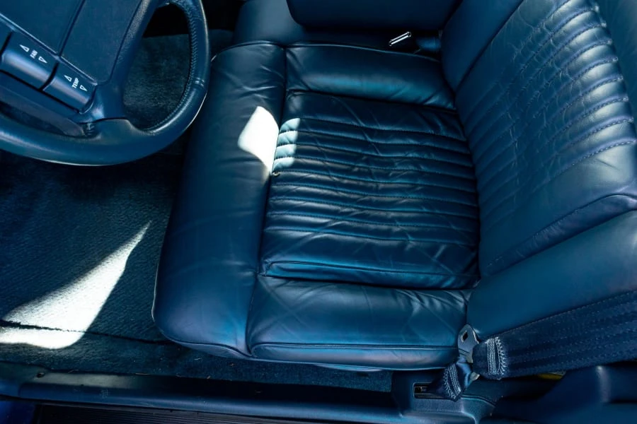 1993 Oldsmobile 98 - Image 22 of 30