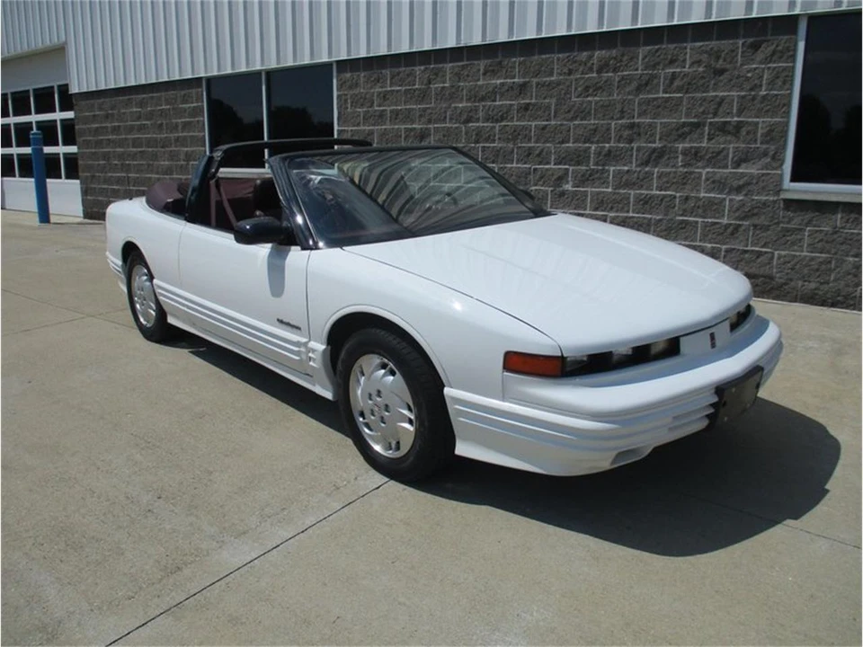 1993 Oldsmobile Cutlass Ciera - Image 5 of 31