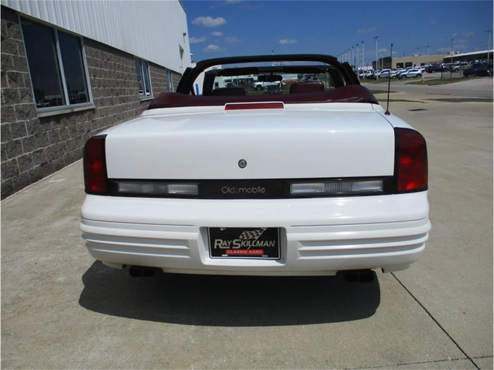 1993 Oldsmobile Cutlass Ciera - Image 14 of 31