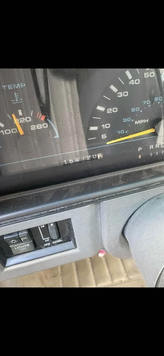 1993 Oldsmobile Cutlass Ciera - Image 9 of 11
