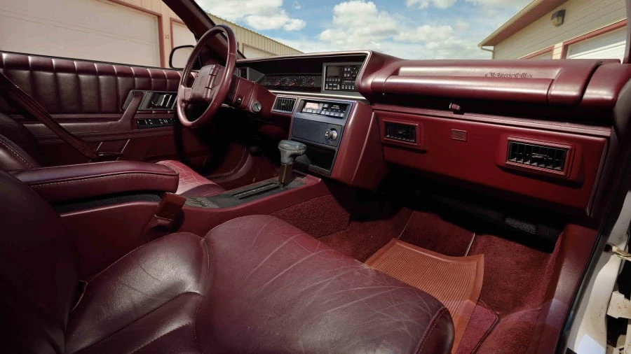 1993 Oldsmobile Cutlass Ciera - Image 5 of 12