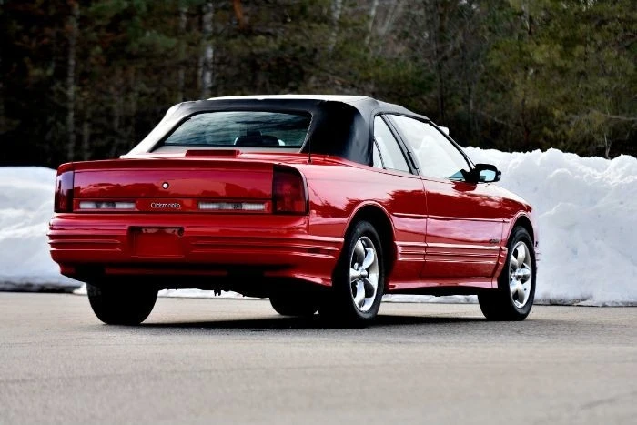 1993 Oldsmobile Cutlass Supreme - Image 15 of 21