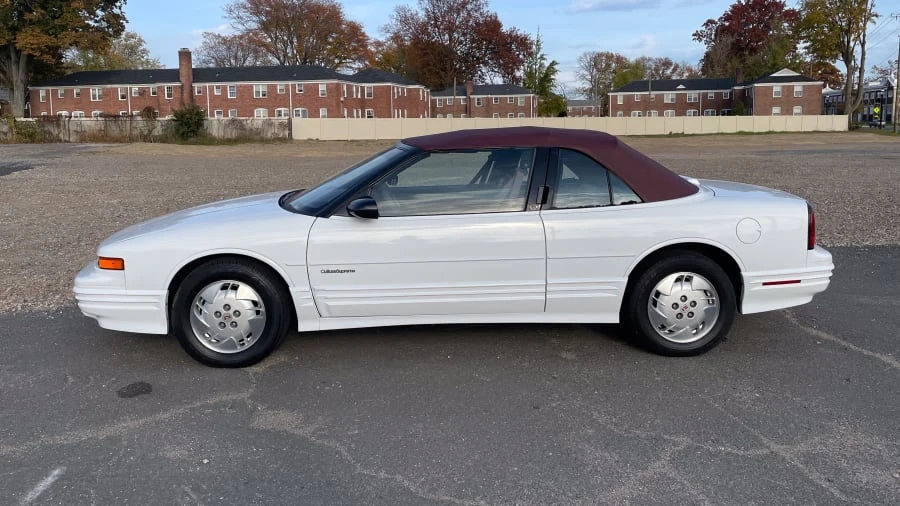 1993 Oldsmobile Cutlass Supreme - Image 13 of 15
