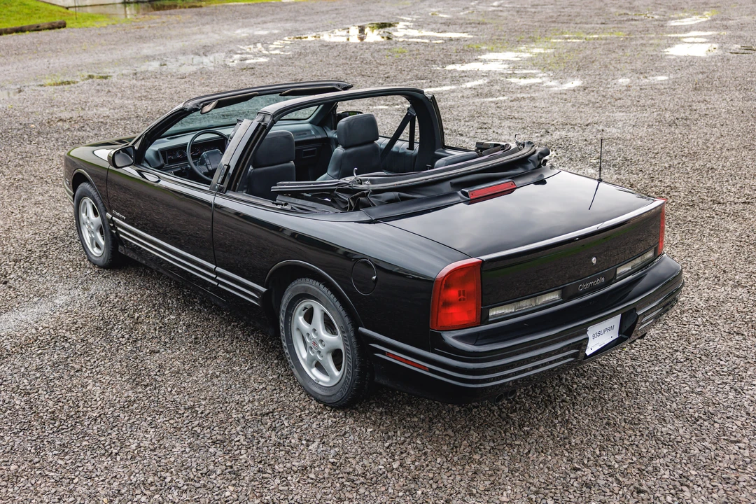 1993 Oldsmobile Cutlass Supreme - Image 12 of 31