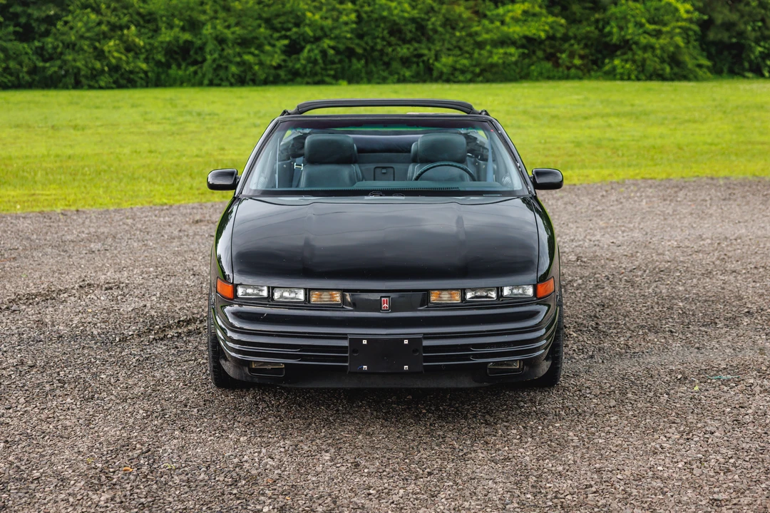 1993 Oldsmobile Cutlass Supreme - Image 7 of 31