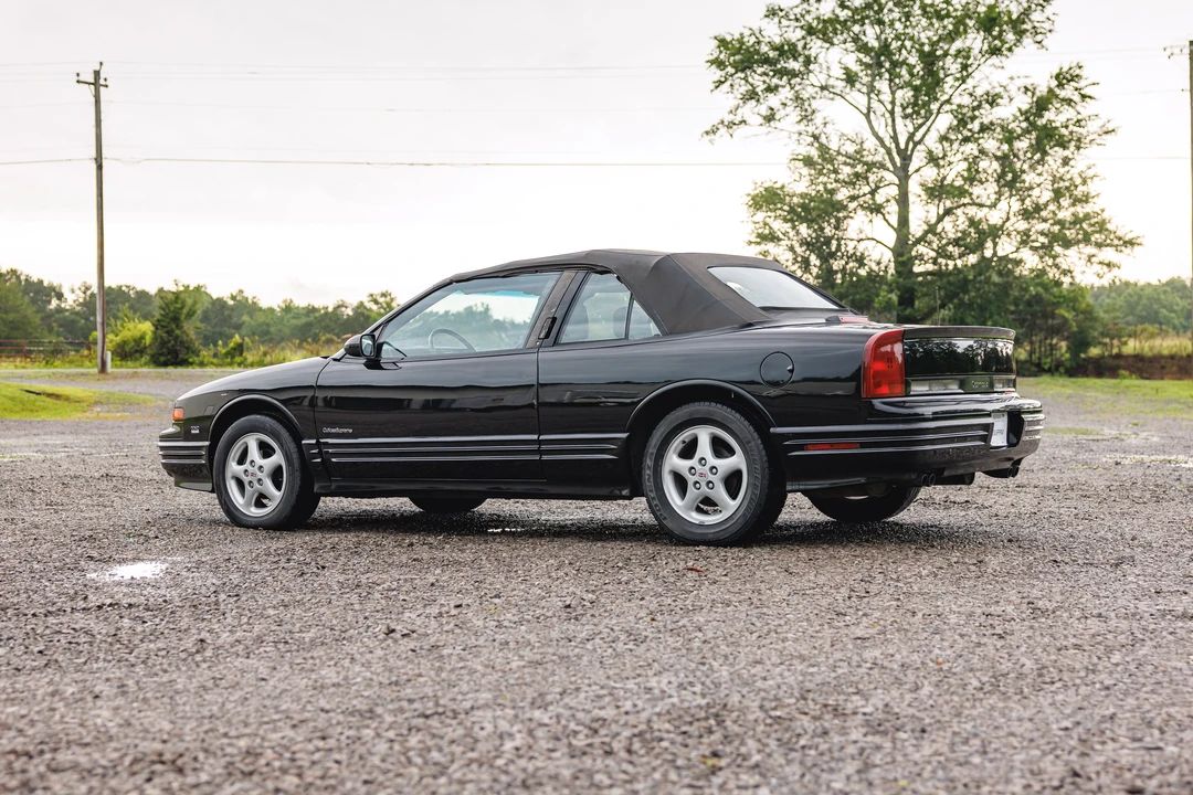1993 Oldsmobile Cutlass Supreme - Image 27 of 31