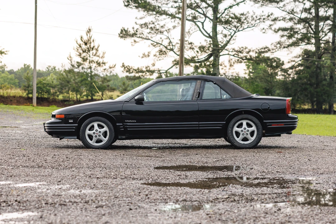 1993 Oldsmobile Cutlass Supreme - Image 28 of 31