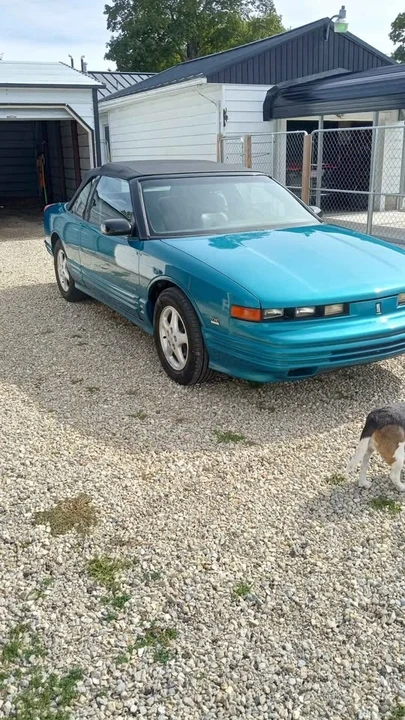 1993 Oldsmobile Cutlass Supreme - Image 2 of 8