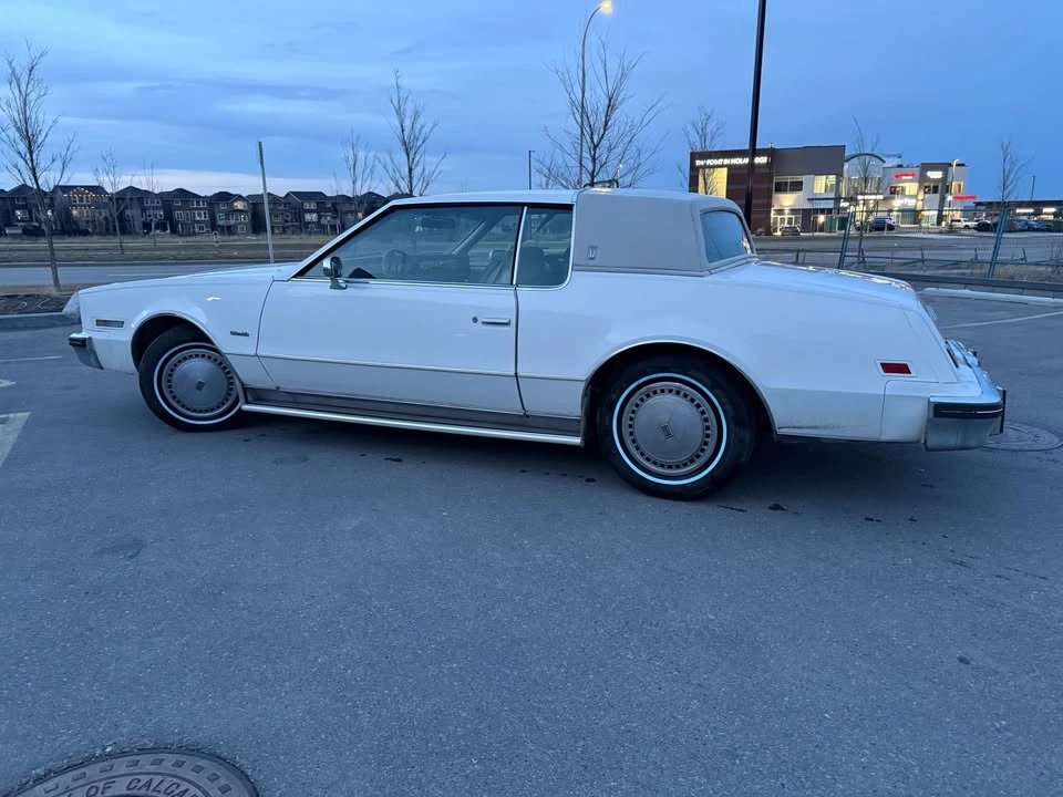 1993 Oldsmobile Toronado - Image 8 of 11