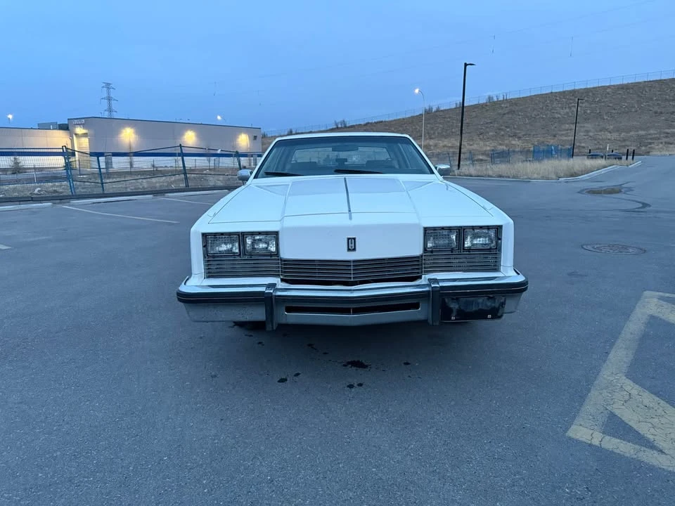 1993 Oldsmobile Toronado - Image 3 of 11
