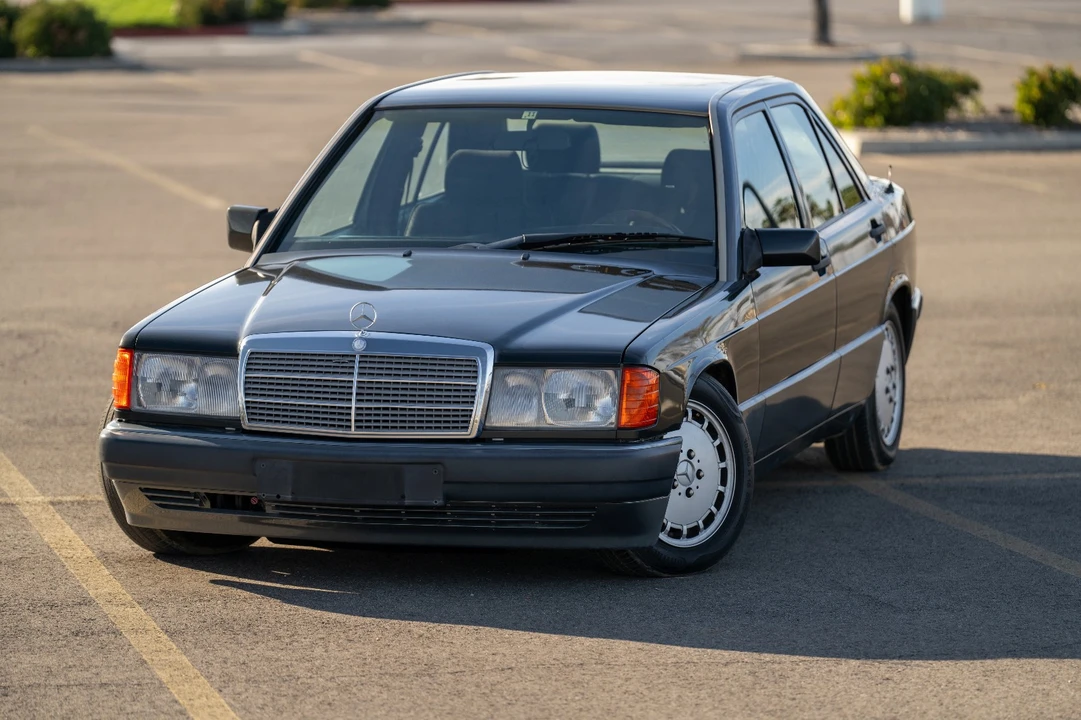 1993 Mercedes-Benz 190E - Image 5 of 21