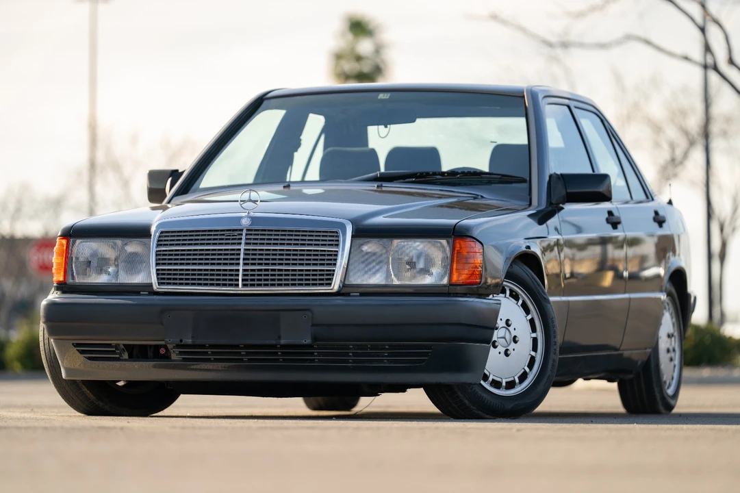 1993 Mercedes-Benz 190E - Image 4 of 21