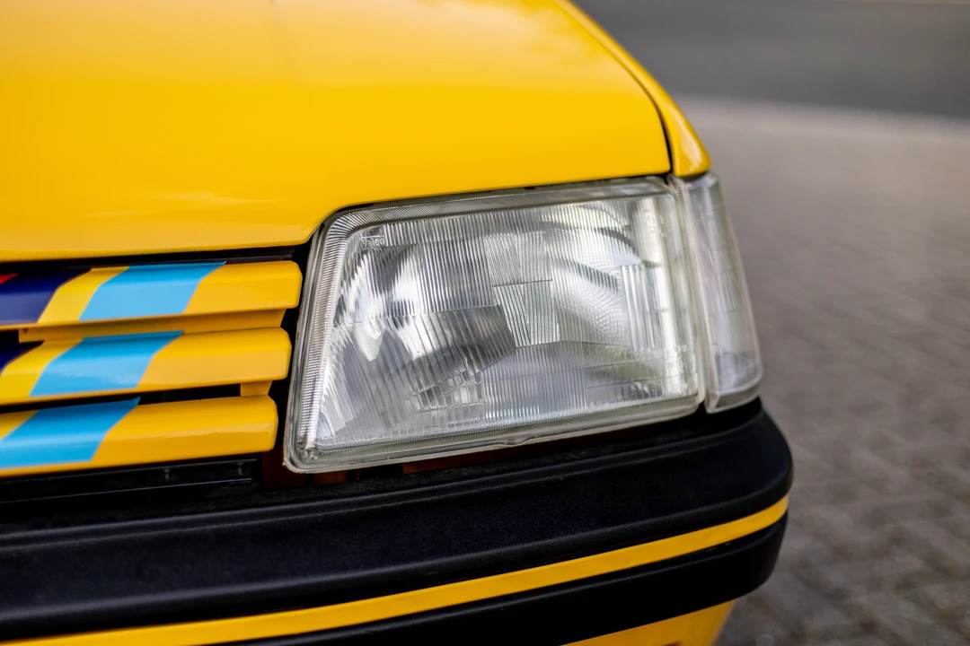 1993 Peugeot 205 - Image 18 of 31