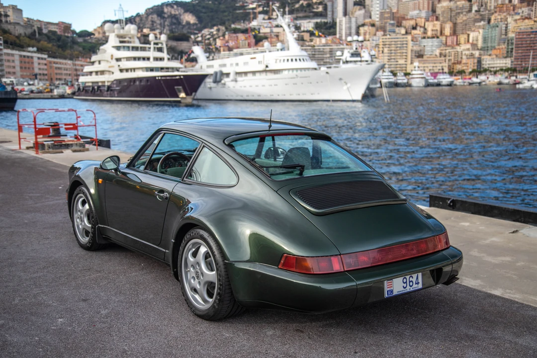 1993 Porsche 964 Carrera 4 - Image 17 of 31