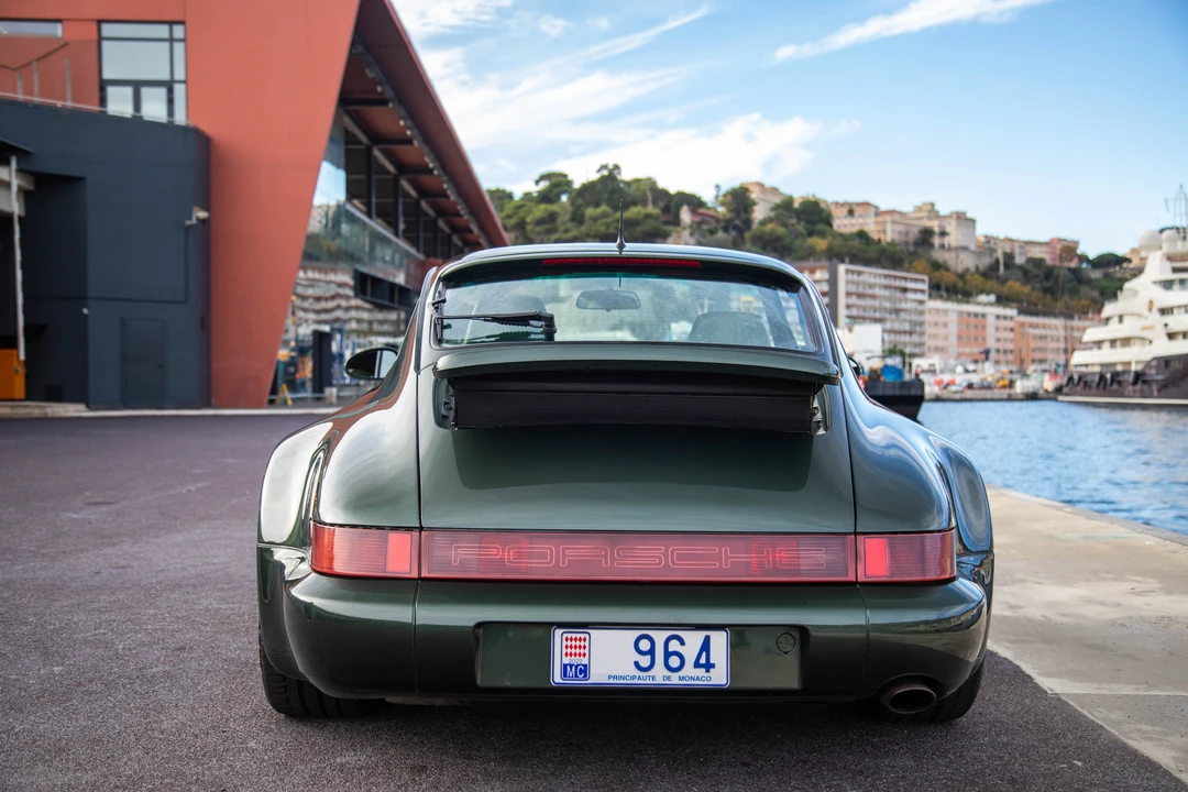 1993 Porsche 964 Carrera 4 - Image 21 of 31
