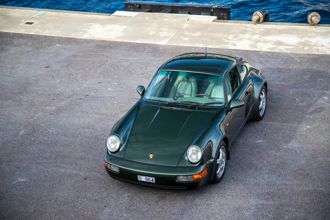 1993 Porsche 964 Carrera 4 - Image 26 of 31