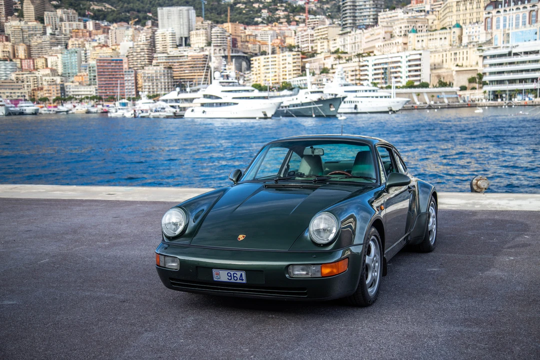 1993 Porsche 964 Carrera 4 - Image 28 of 31