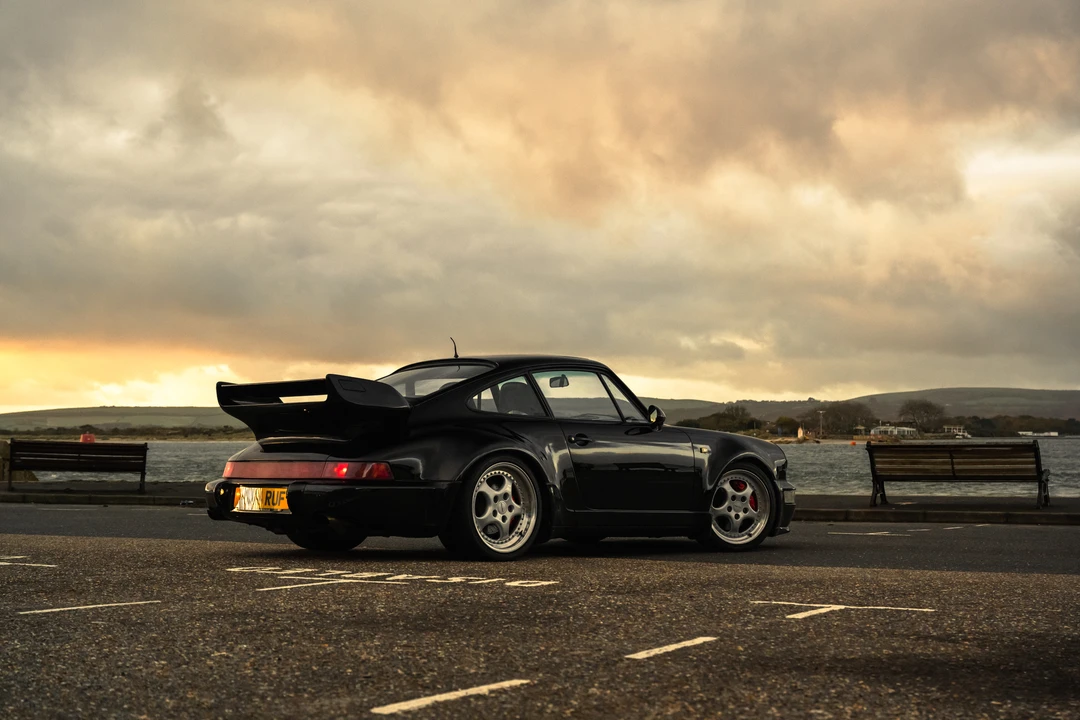 1993 Porsche 964 Turbo - Image 16 of 31