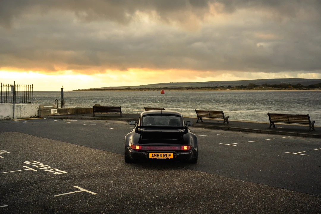 1993 Porsche 964 Turbo - Image 17 of 31