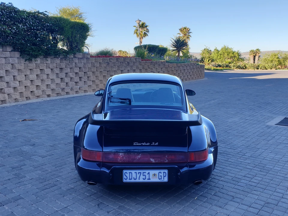 1993 Porsche 964 Turbo - Image 15 of 31