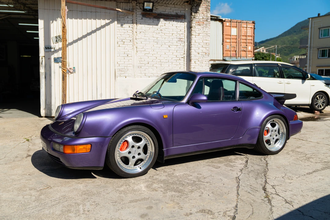 1993 Porsche 964 Turbo - Image 10 of 31