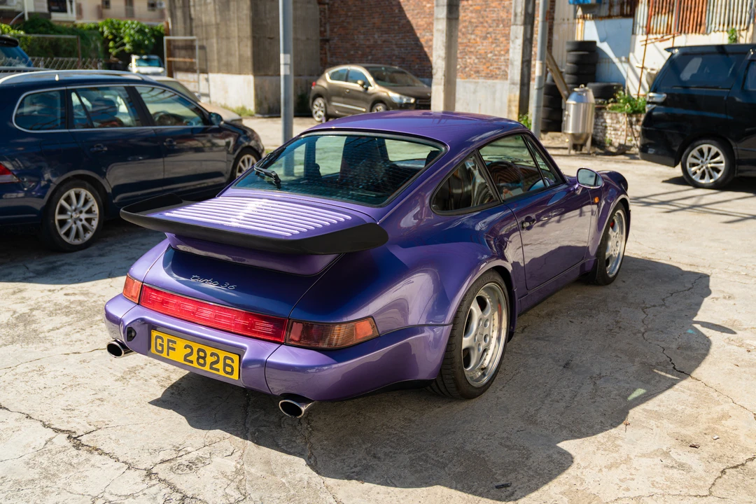 1993 Porsche 964 Turbo - Image 6 of 31