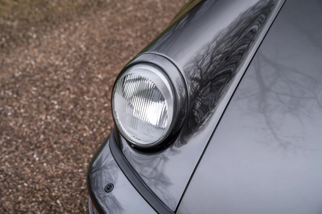 1993 Porsche 964 Turbo - Image 29 of 31